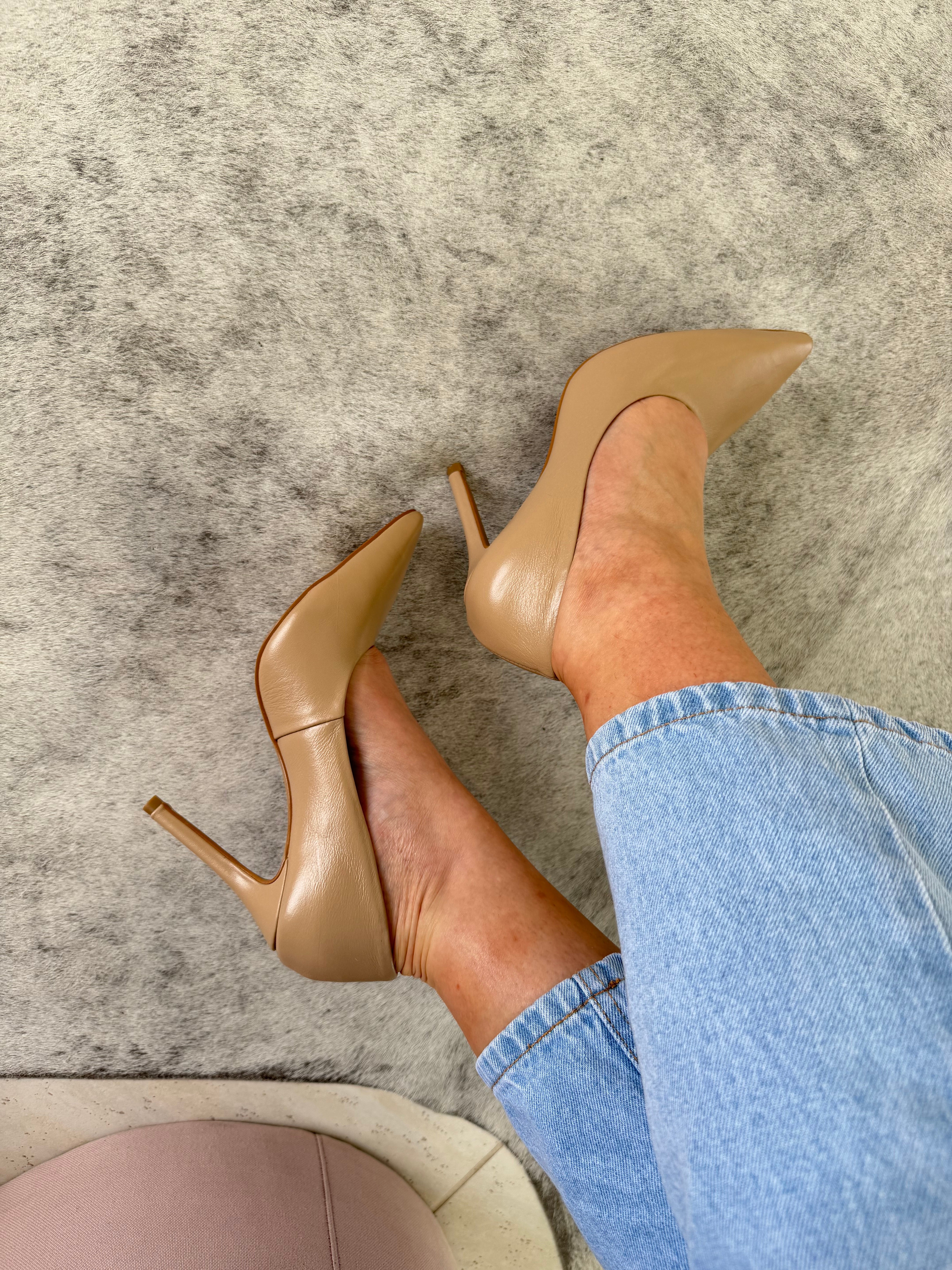 SCARPIN BEVERLY HILLS BISTRÔ COURO