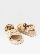 Papete Beyou Shoes Catania na cor natural, feita em tecido trançado com solado robusto de 3 cm e fivela lateral.