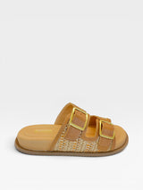 Sandália Birken Beyou Shoes Nashik cor bistrô em couro e palha com fivelas douradas e solado baixo