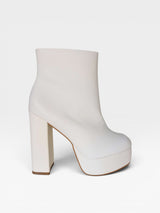 Bota Atlanta Beyou Shoes off white em napa com salto plataforma de 12 cm e design moderno