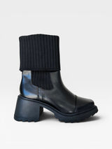 Bota Beyou Shoes Dublin preta em napa com cano em tricô, salto médio e solado tratorado moderno.