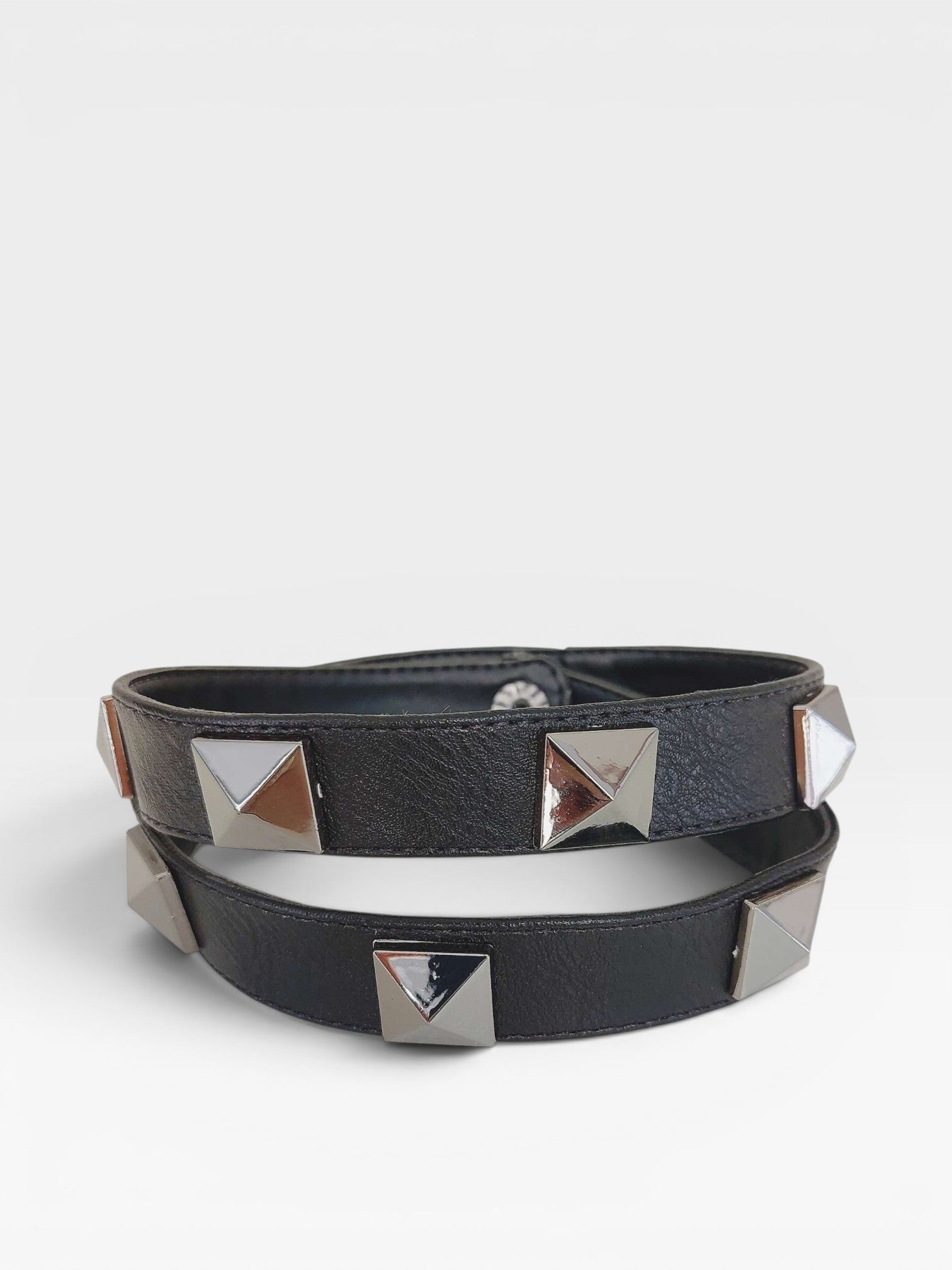 Cinta preta Beyou Shoes com spikes ônix para acessórios de botas