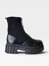 Coturno Beyou Shoes Toronto preto em napa e tecido com cano alto canelado, zíper frontal e solado tratorado robusto.