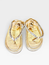 Papete Beyou Shoes Pequim na cor ouro light em napa com tiras decoradas com brilhos e amarração no tornozelo