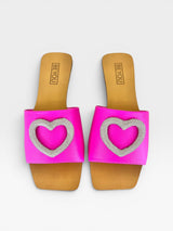 Rasteira Beyou Shoes rosa fuchsia em napa com detalhe de coração em brilho strass no cabedal