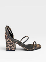 Sandália Beyou Shoes Abu Dhabi animal print em napa com tiras de strass e salto bloco de 6 cm