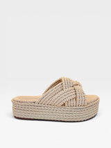Sandália flat Beyou Shoes Sicília nude em corda trançada com solado plataforma de 5 cm