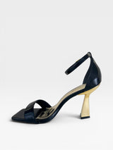 Sandália London Beyou Shoes preta em napa com bico quadrado e salto fino geométrico dourado de 10 cm