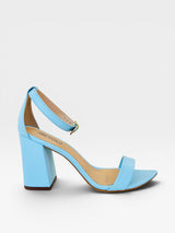 Sandália Beyou Shoes Marseille azul bebê em napa com salto bloco de 9,5 cm e tira ajustável no tornozelo