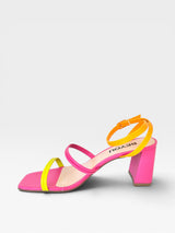 Sandália Beyou Shoes de salto bloco 7cm nas cores rosa, limão e laranja em material napa com tiras finas e fivela
