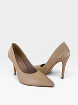 Scarpin Beyou Shoes Beverly Hills em couro cor bistrô com salto alto fino de 10 cm e bico fino elegante