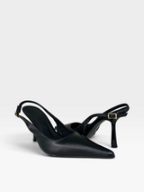 Slingback Beyou Shoes Milano em couro preto com bico fino e salto taça de 10 cm, design elegante e sofisticado.