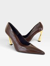 Slingback Monaco Beyou Shoes em couro marrom com bico fino e salto taça dourado de 10 cm