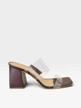 Tamanco Beyou Shoes Lisboa marrom em couro com salto bloco e tiras transparentes em vinil