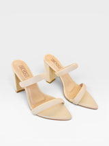 Tamanco Montpellier Beyou Shoes nude em napa com bico folha e salto alto de 10 cm