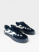 Tênis Beyou Shoes Atlanta preto em napa com detalhes de brilhos e solado casual