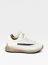 Tênis Beyou Shoes Brisbane Gold em tecido malha bege com solado texturizado e design casual moderno