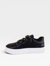 Tênis casual Beyou Shoes Norway preto em napa com fechamento em velcro e solado plataforma branco