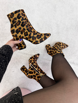 BOTA PARIS ANIMAL PRINT ONÇA