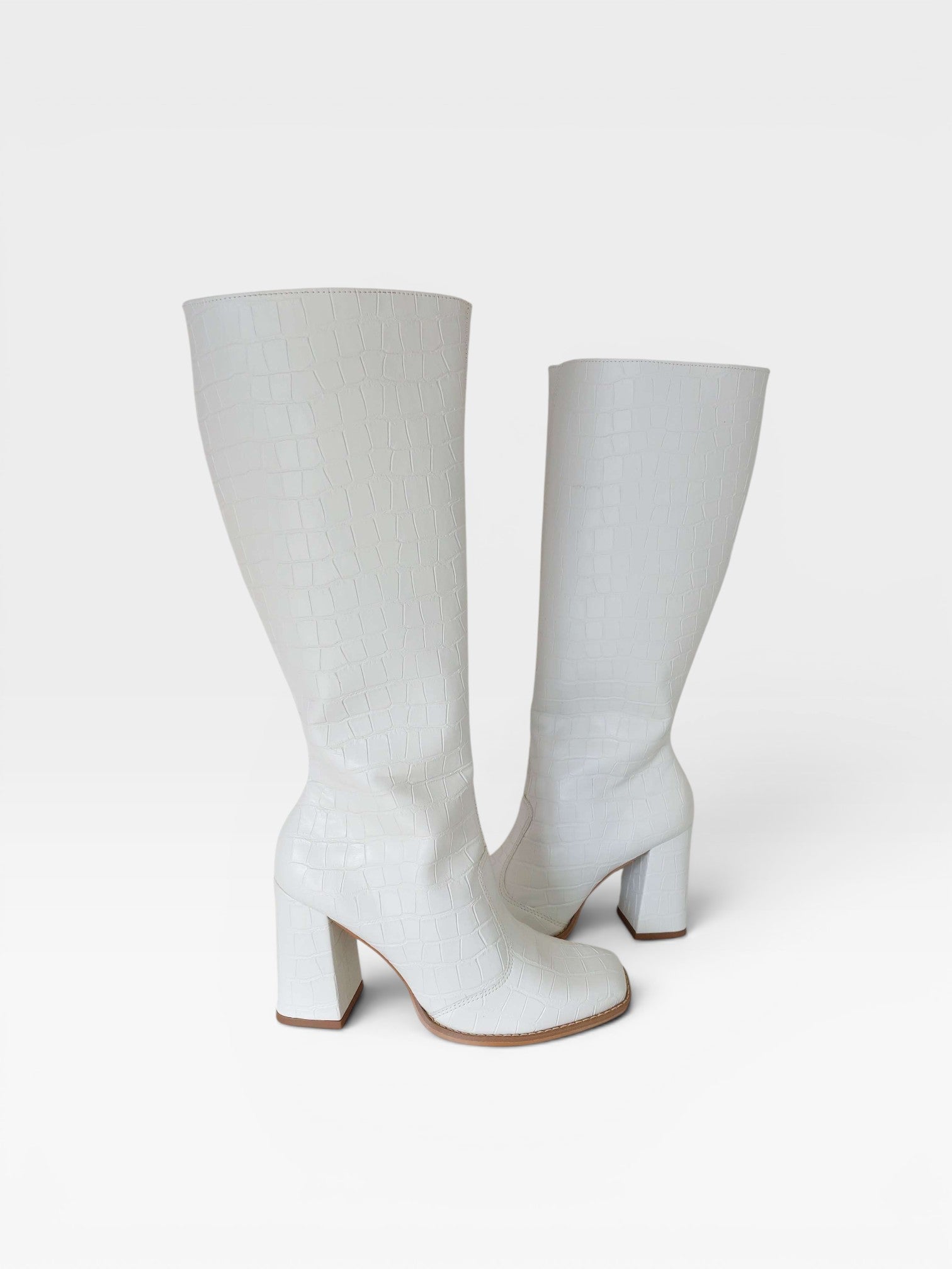 BOTA NEW JERSEY OFF WHITE CANO LONGO